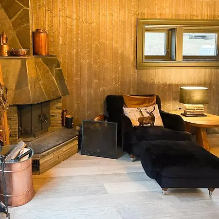 Mountain Escape Near Gulsrud With Historical Charm 別荘