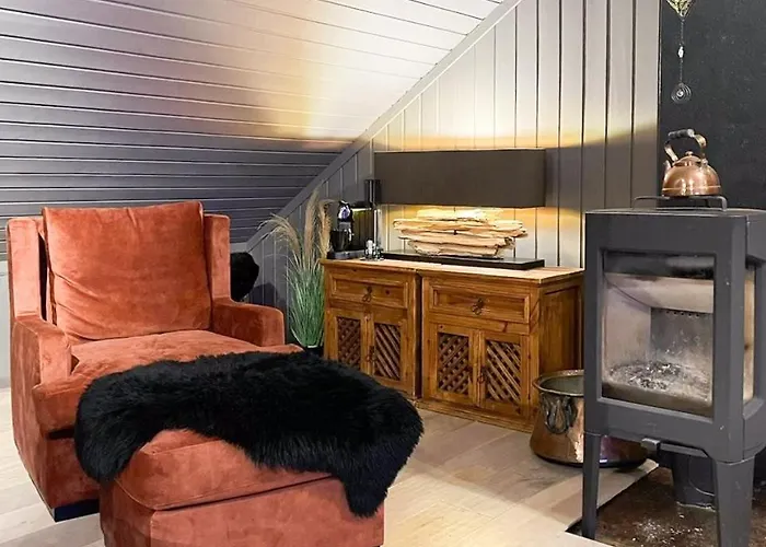 Semesterbostad Mountain Escape Near Gulsrud With Historical Charm
