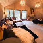 Mountain Escape Near Gulsrud With Historical Charm *